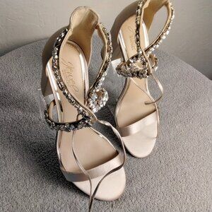 ✨ Jewel by Badgley Mischka Thamara Crystal Rhinestone Ankle Strap Heels Size 10